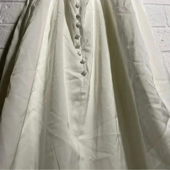 Lulu’s Bridal Dress Size Large Halter Neck Soft Cut Out Back  White Button Train - Picture 3 of 14
